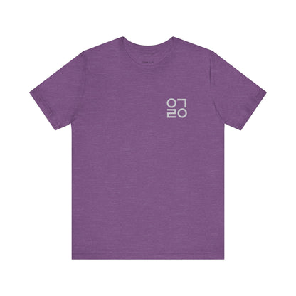 Joyful Hangul: Vintage Style Korean Tee for a Happy Life and Stylish K-Pop Enthusiast