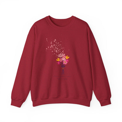 Mom's K-Drama Bliss: Retro Sweatshirt for Mother's Day - Perfect for K-Drama & K-Pop Enthusiasts