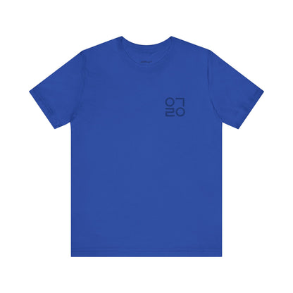 Joyful Hangul: Vintage Style Korean Tee for a Happy Life and Stylish K-Pop Enthusiast