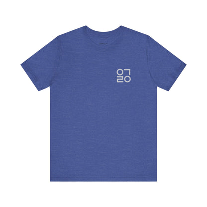 Joyful Hangul: Vintage Style Korean Tee for a Happy Life and Stylish K-Pop Enthusiast